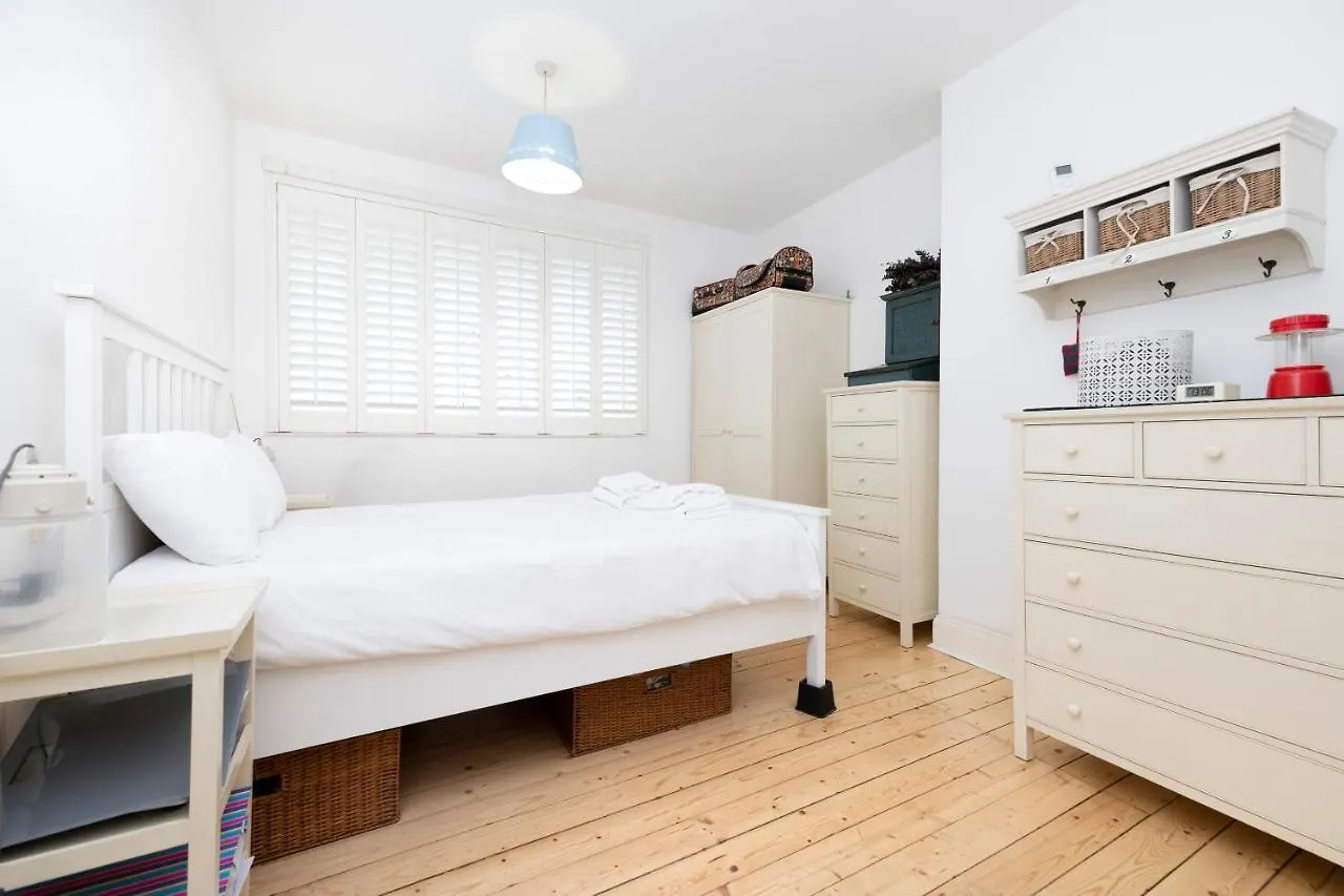 Joivy Chic 1-Bed Flat In The Heart Of The Old Town Apartment Edinburgh