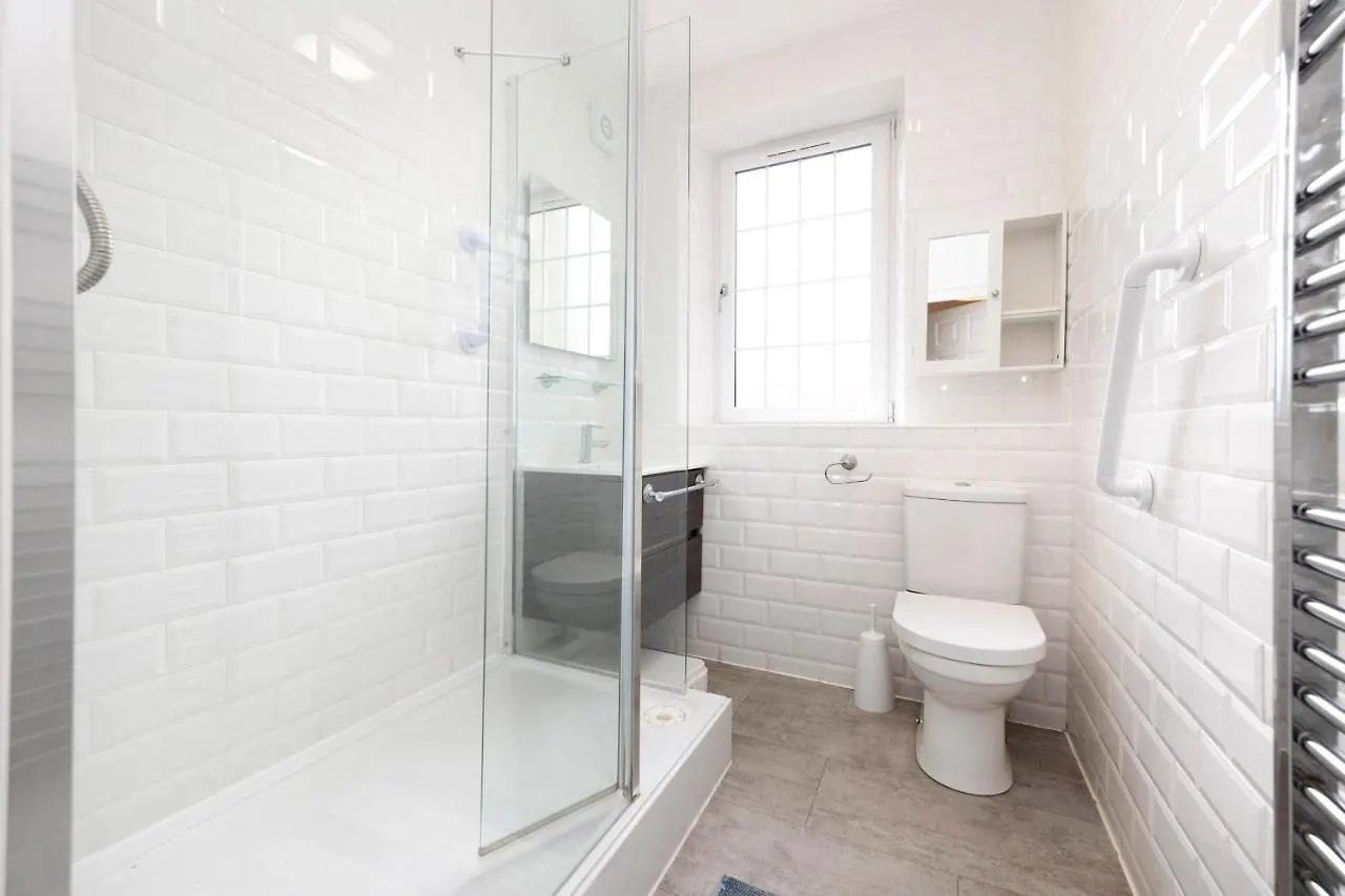 Joivy Chic 1-Bed Flat In The Heart Of The Old Town Apartment Edinburgh United Kingdom