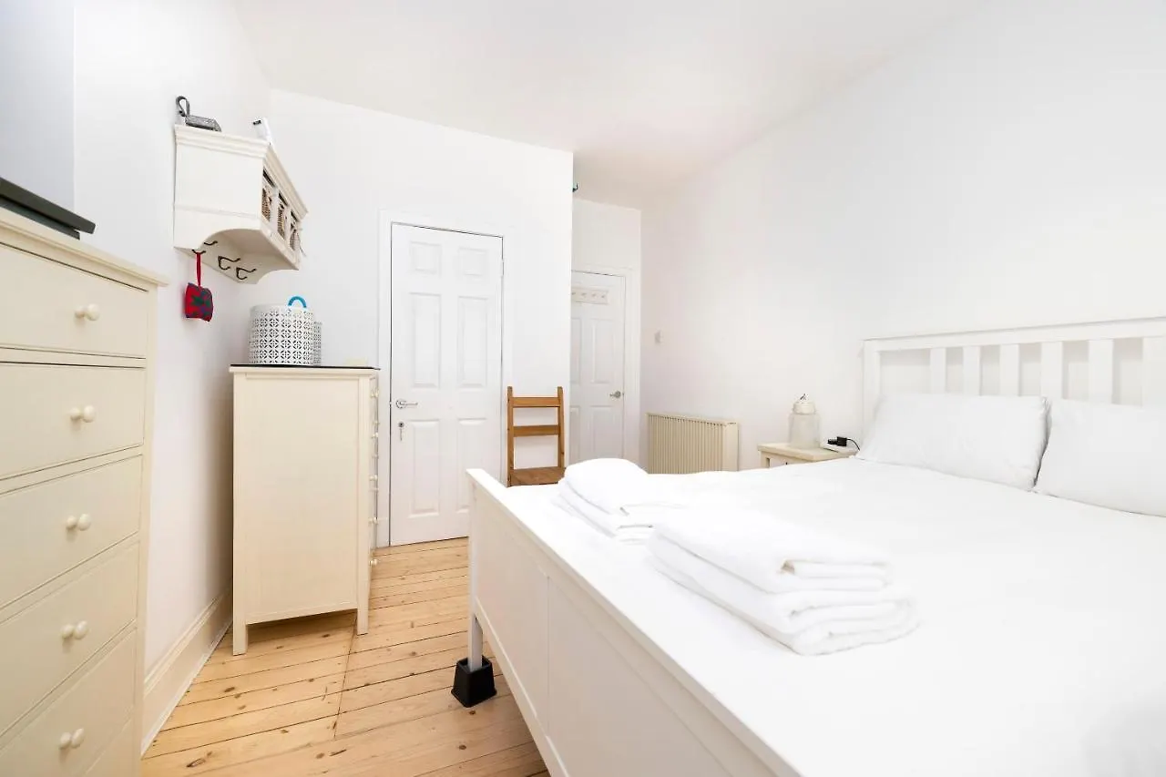 Joivy Chic 1-Bed Flat In The Heart Of The Old Town Lejlighed Edinburgh